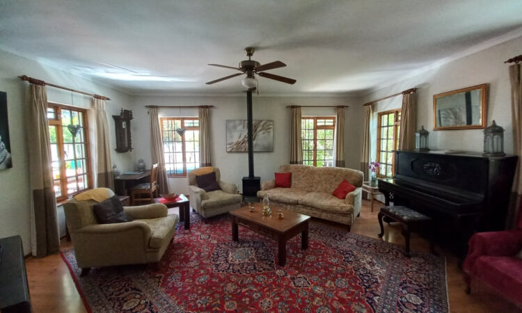 Guest lounge